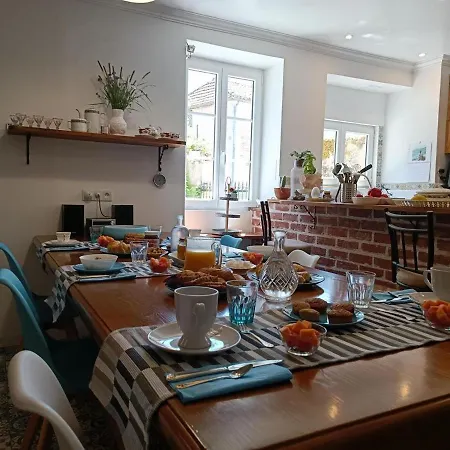 Maison Sur Le Lot Oda ve Kahvaltı *