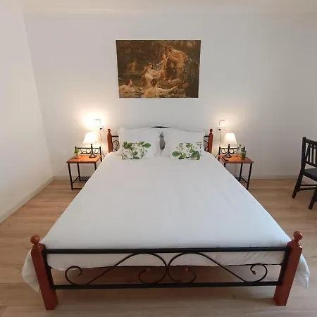 Maison Sur Le Lot Oda ve Kahvaltı Saint-Vincent-Rive-dʼOlt