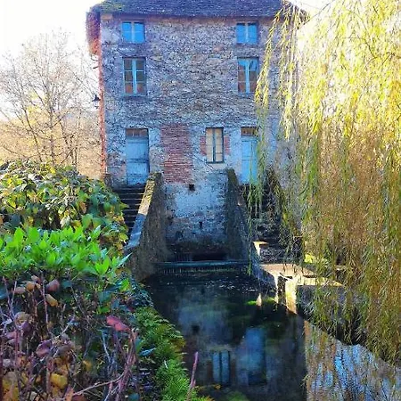 Maison Sur Le Lot Bed & Breakfast